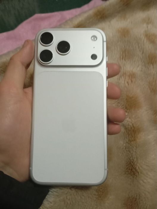 Iphone 17pro max 256