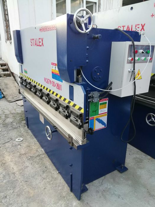 гибочний станок 1.6 м × 30 т новый