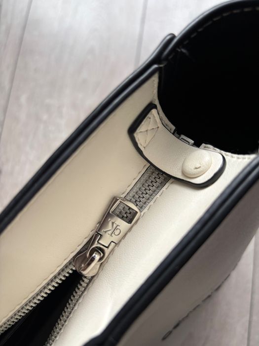 Чанта Calvin Klein