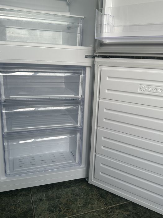 Frigider- Clasa E 268 VORTEX
