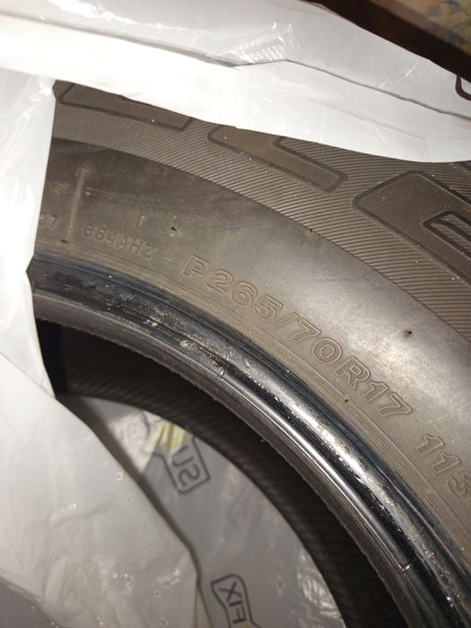 Продам комплект резины.