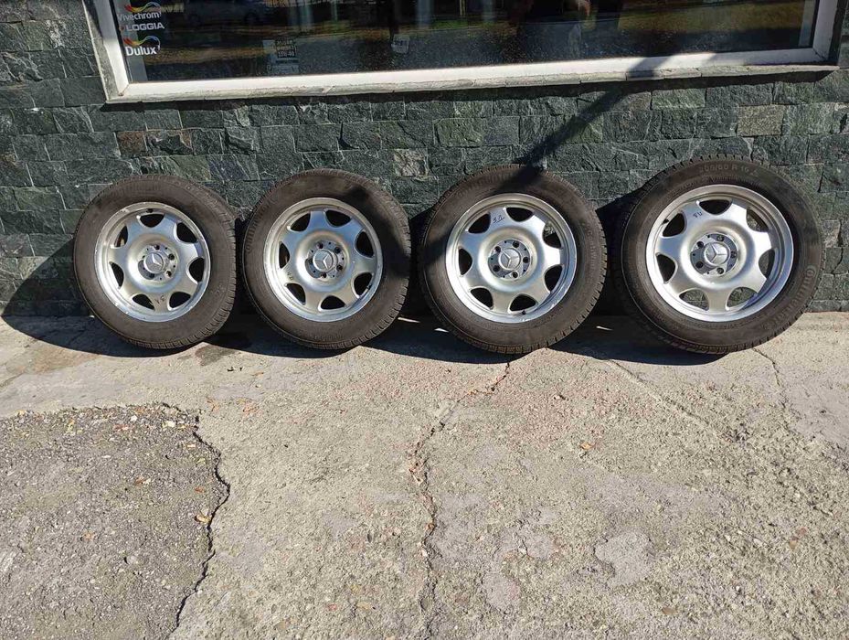 Всесезонни гуми Continental с оригинални, алуминиеви джанти Мерцедес