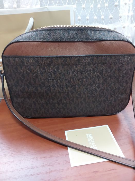 Продам сумку Michael Kors