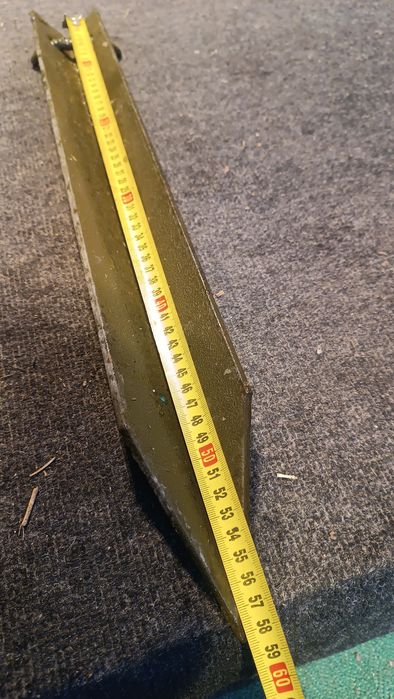 Металлические колышки.