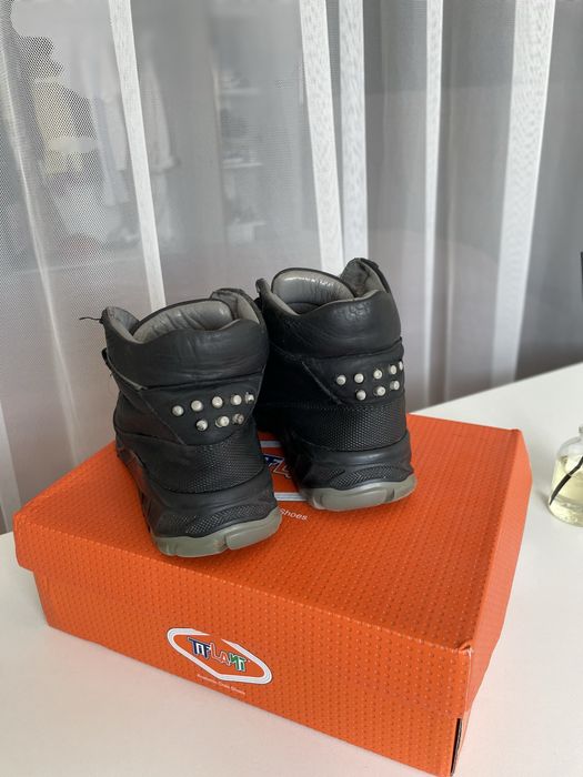 Продам зимние сапоги для мальчика