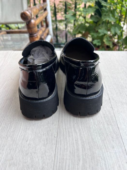 Лоуфъри от естествена кожа