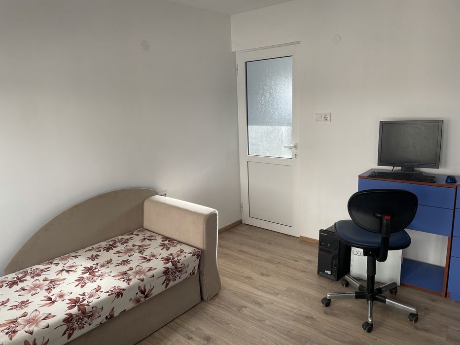 Две стаи под наем