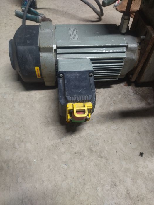 мотор электрический на 380