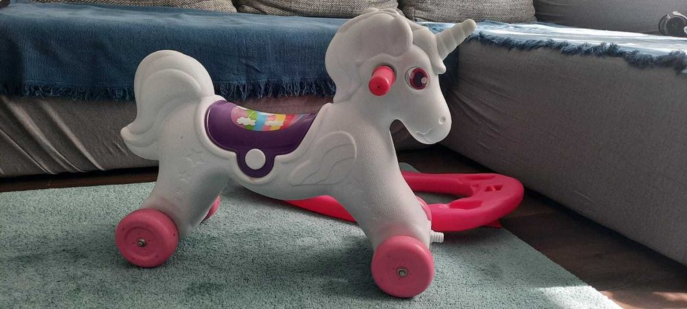 Unicorn 2 in 1: balansoar si roți