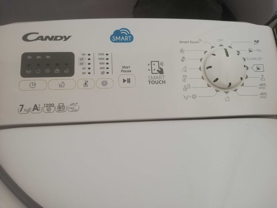 Vând mașina de spălat Candy pentru piese