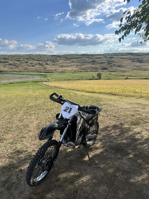 Yamaha DT 125 R 2001 Enduro build (Nu Husqvarna,Suzuki,Honda)