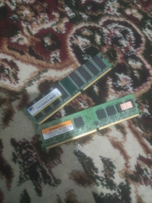 Операция память в наличии 2 шт 1гб