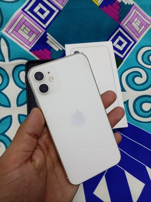 Айфон 11 продам или обмен