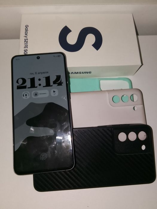 Самсунг с21фе продажа/обм