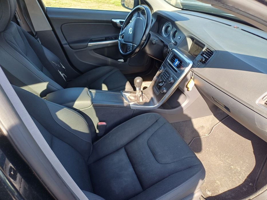 Vand Volvo V60, 2.0litti, 163 cp