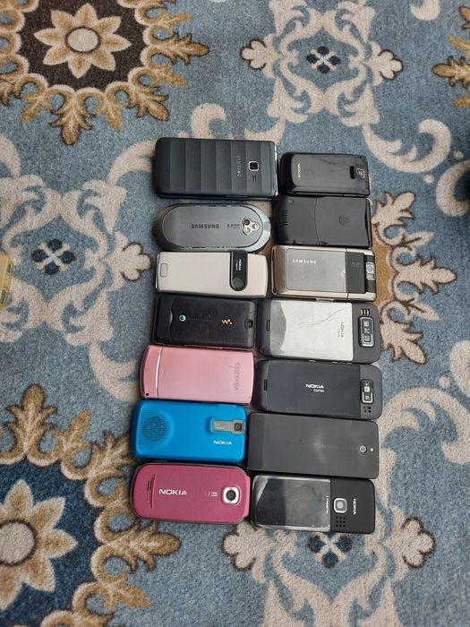 Nokia sony erisscon motorola