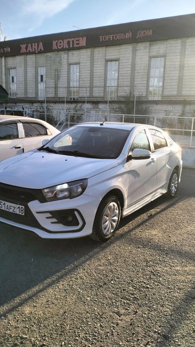 Срочно продаю LADA VESTA 2017г