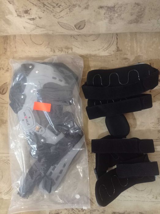 Специални  наколенки за коляно NEENCA