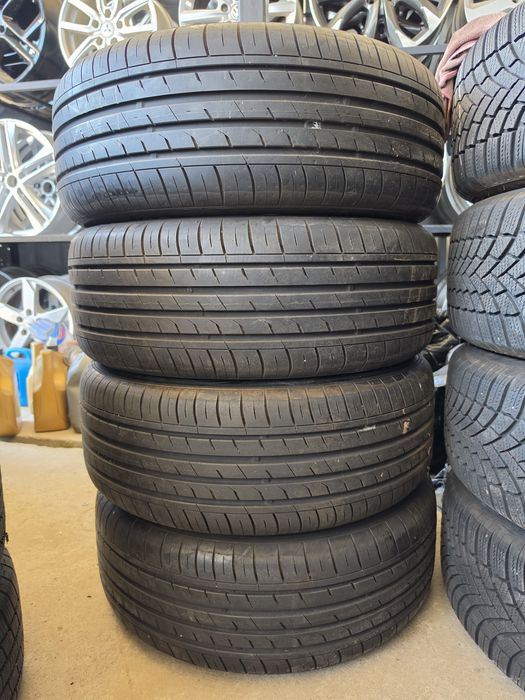 4 Броя 215/55/17 Nexen 7mm