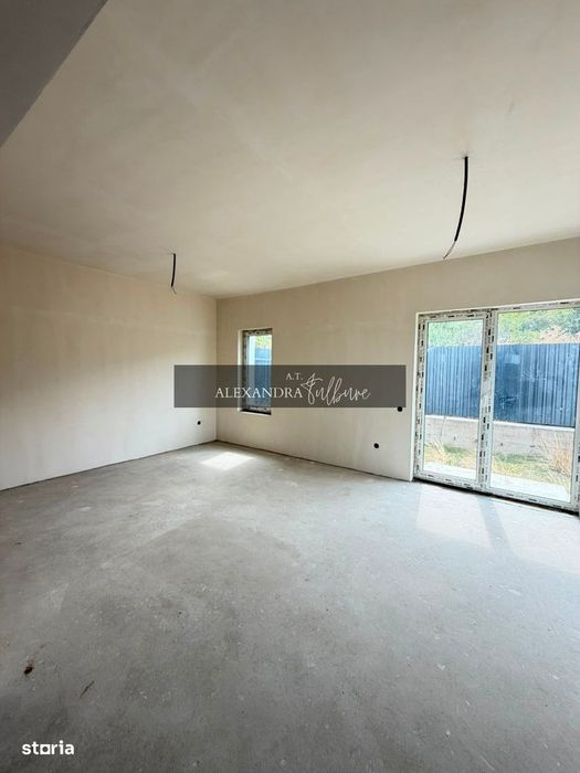 Triplex 4 camere DECOMANDATE, 112 mp utili, 184 mp curte, Urusagului