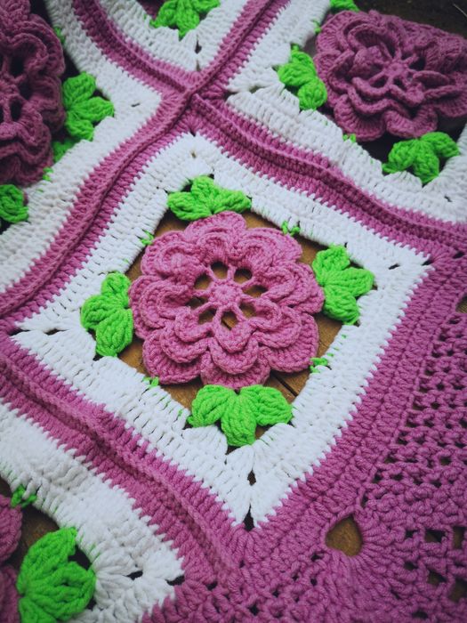 Продам вязаный детский плед