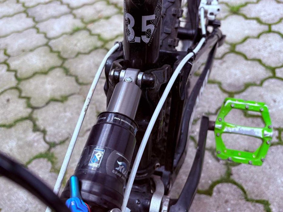 Bicicleta Giant full suspension