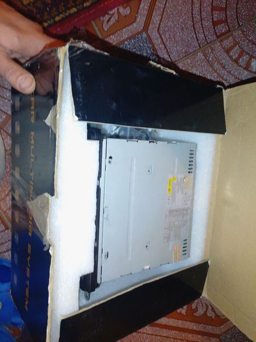 Am pentru vânzare car play de origine Dacia/Renault in stare buna