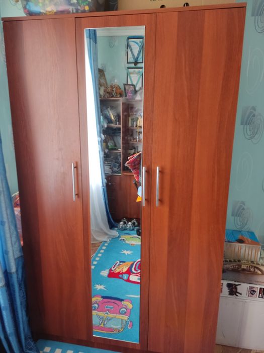 Спальный гарнитур