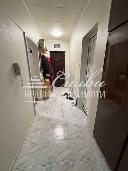 Дава се под наем Едностаен апартамент в Шумен, Боян Българанов 1 - 50 кв.м за 229.5 € - Снимка #4