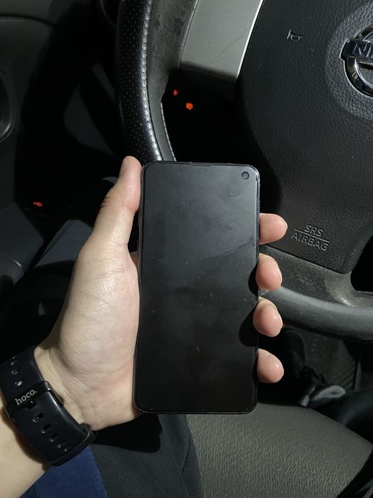 Продам samsung s10e