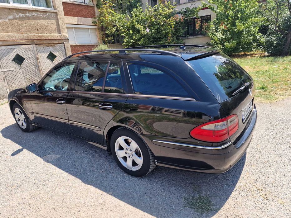 Продавам  мерцедес е220 ,2007 година.