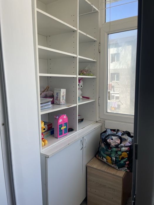 Apartament in Targoviste , zona Vatra  , etaj 3 ,cu doua camere