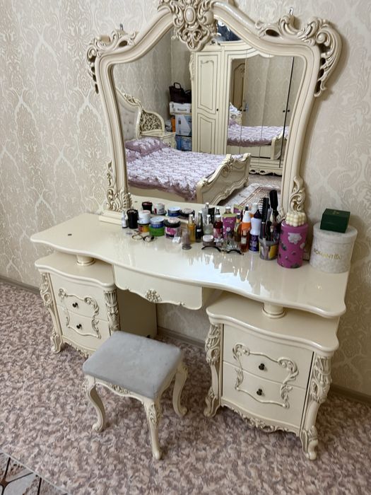 Спальний горнитур