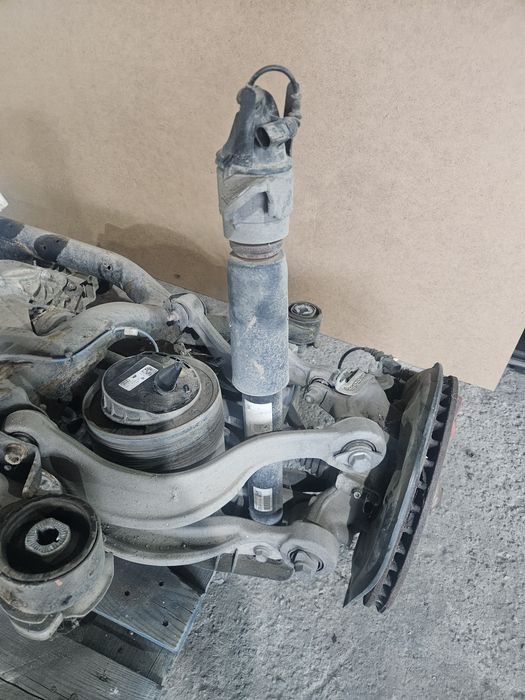 Заден амортисьор за Audi Q7 4m