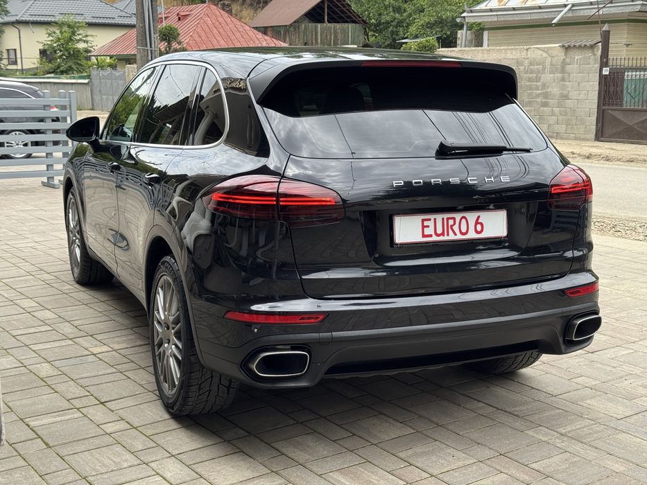 PORSCHE Cayenne 2016 — imagine 4