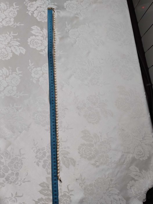 Colier perle naturale albe aurii , antic .