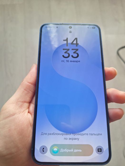 Продам Samsung S25 12/256