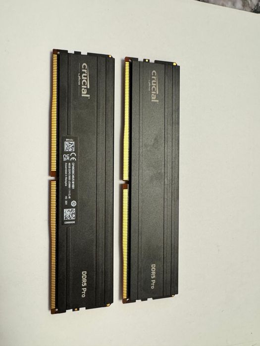 Kit placute RAM Crucial DDR5 PRO (2x48GB)