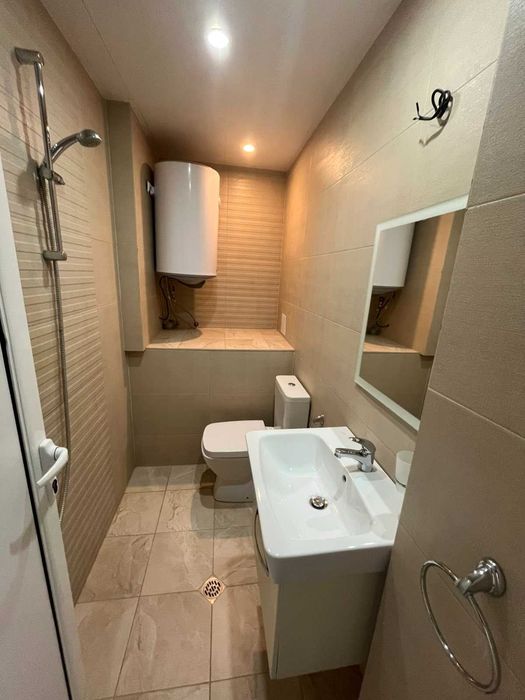 Отдава под наем двустаен апартамент в гр. Казанлък под Антим