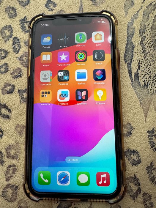 Продам IPhone XR в отличном состоянии