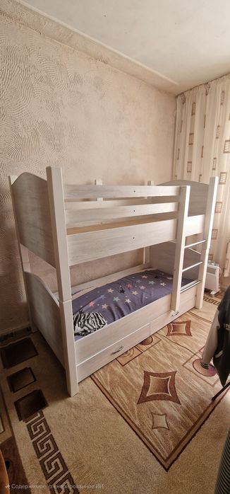 Кровать двух ярусная