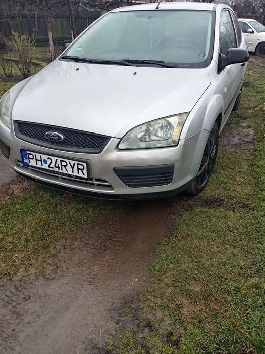 Ford focus mk2  1.6 benzina  plus gpl