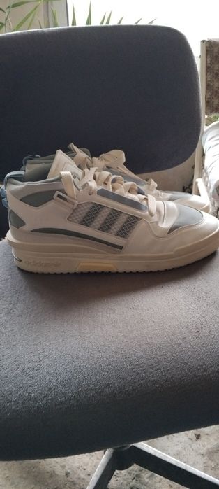 Адидас маратонки