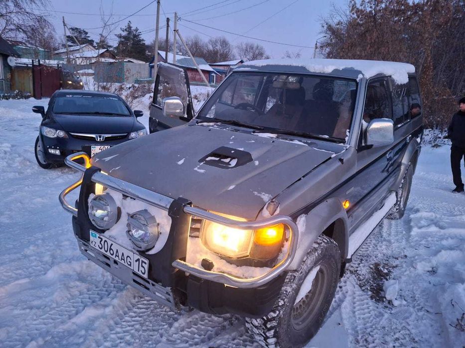 Митсубиси паджеро 2