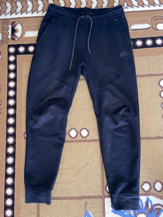 Продам все что на фото одежду