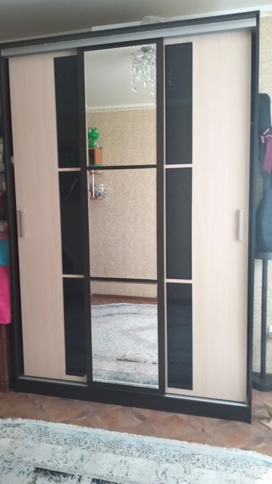 Продам шкаф-купе