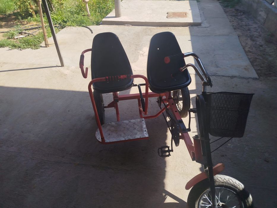 Велосипед трёх колёсные