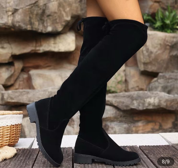 Cizme  peste gneunchi