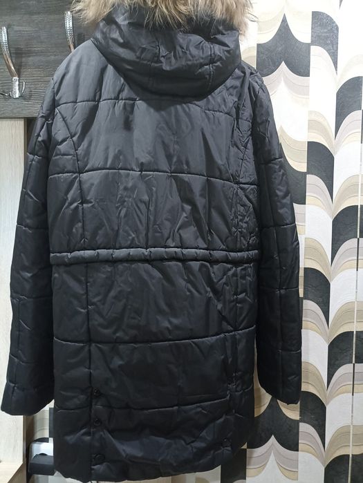 Зимняя мужская куртка с капюшоном