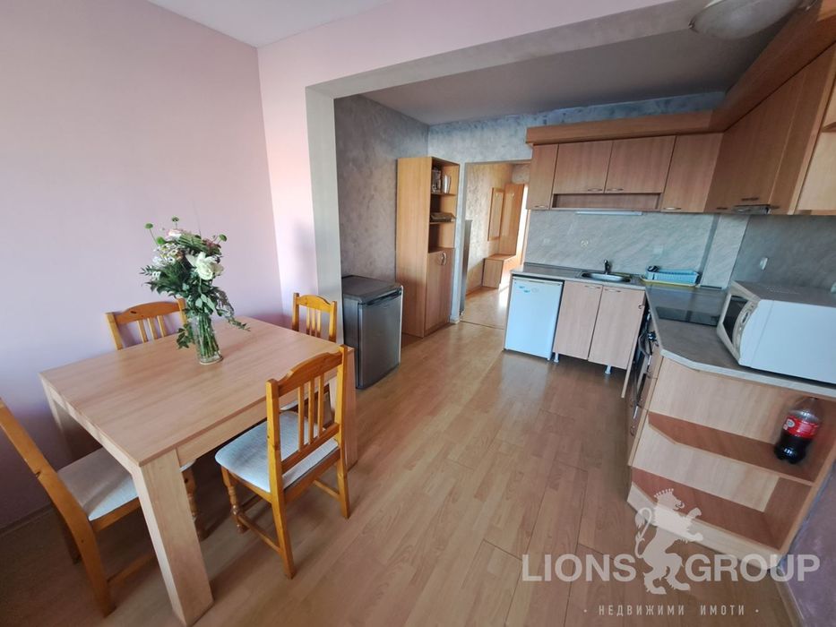 2-стаен в Варна, област-м-т Ален Мак площ 67 цена 400